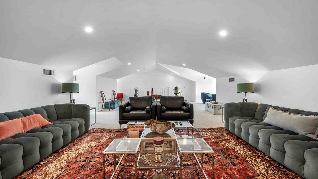 Photo of Others in Beaumont