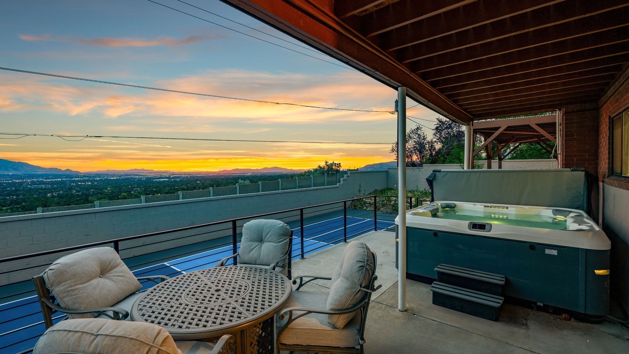Photo of Patio Balcony in Olympus Cove