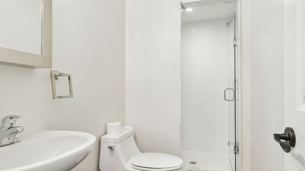 Photo of Bathroom in Applewood