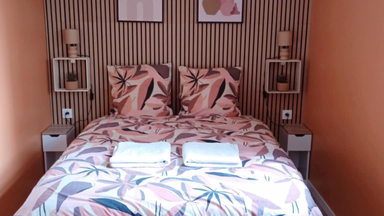 Photo of Bedroom in Oyonnax