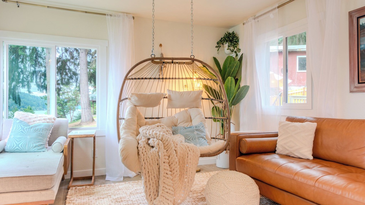 Photo of Others in Rollingbay