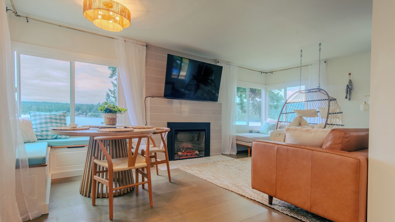 Photo of Others in Rollingbay