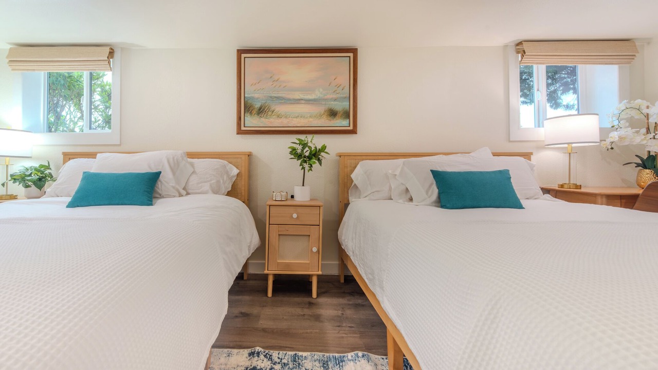 Photo of Others in Rollingbay