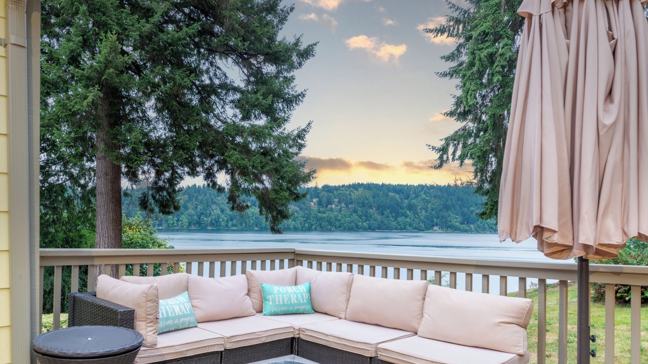 Photo of Outdoor in Rollingbay