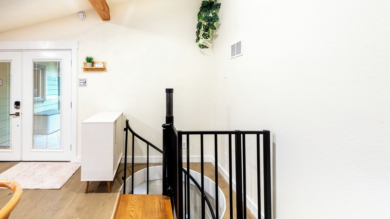 Photo of Others in Rollingbay