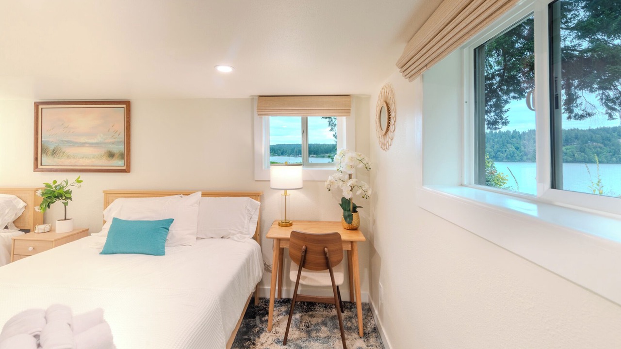 Photo of Others in Rollingbay