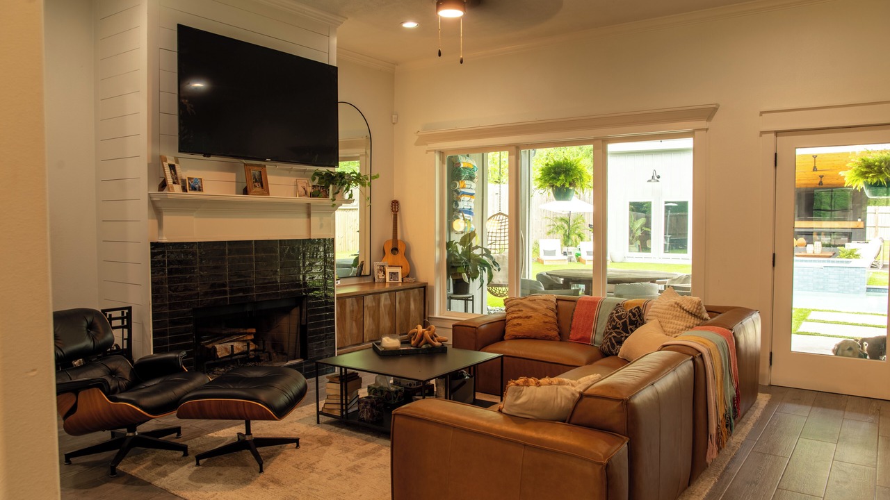Photo of Livingroom in Silsbee