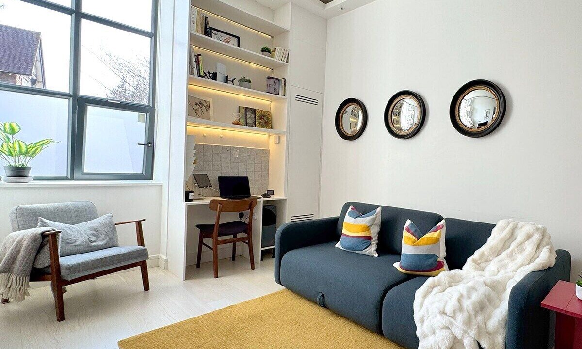 Photo of Bedroom in Southfield