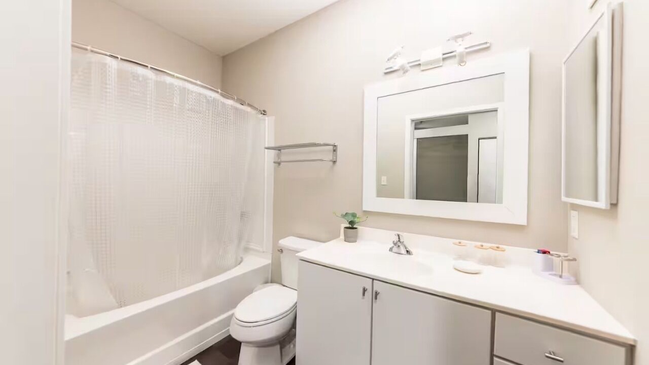 Photo of Bathroom in DeBaliviere Place