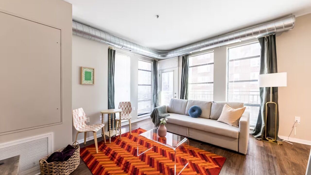 Photo of Livingroom in DeBaliviere Place