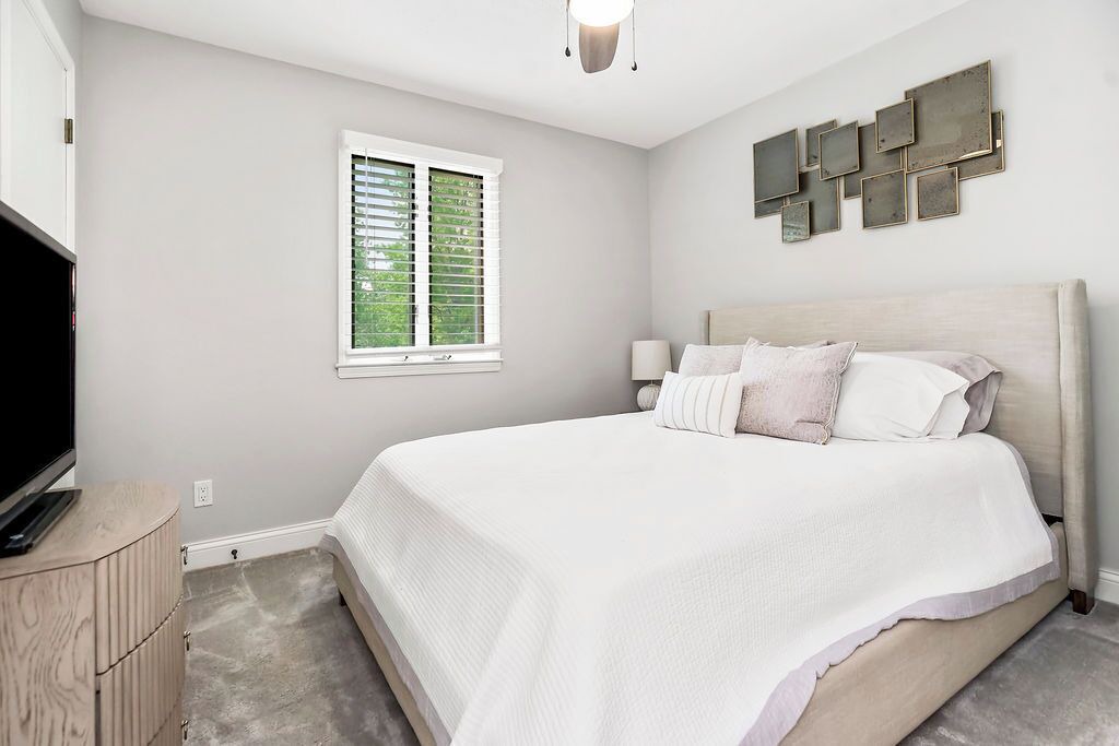 Photo of Bedroom in Lenexa