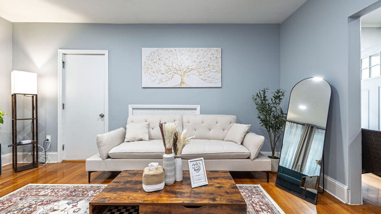 Photo of Livingroom in West Medford