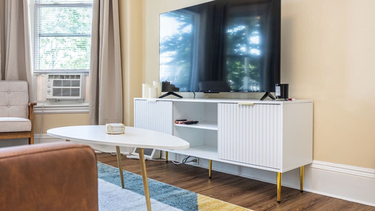 Photo of Livingroom in Winter Hill