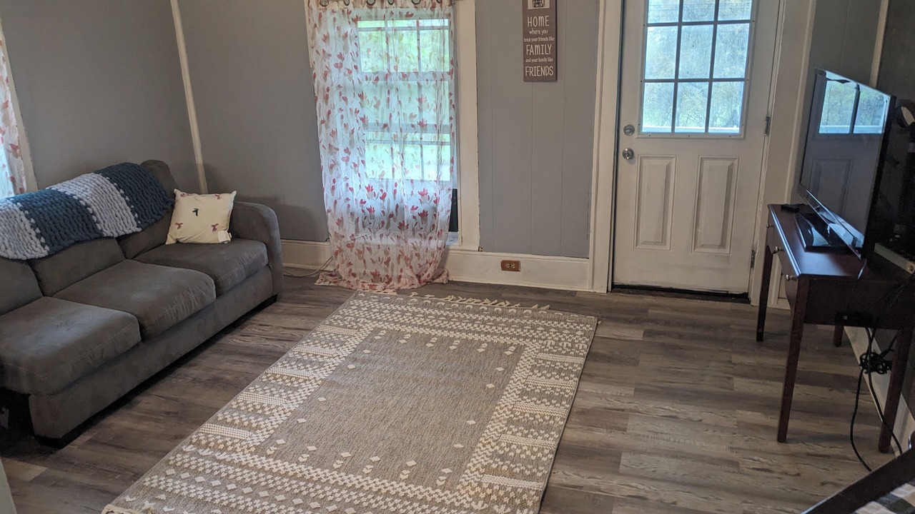 Photo of Livingroom in Wellsville
