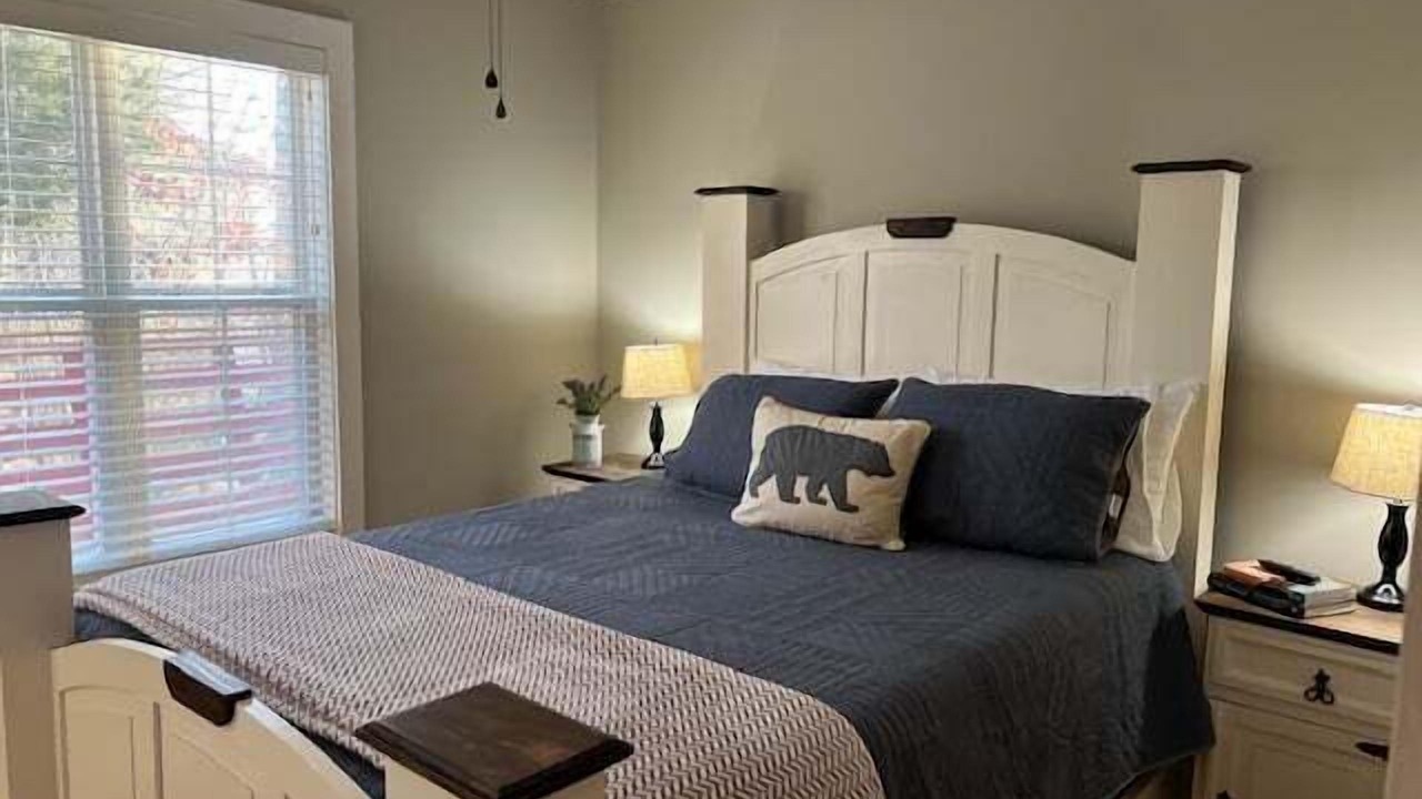 Photo of Bedroom in Buchanan