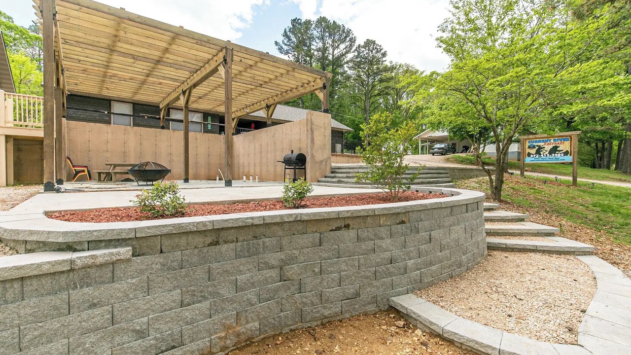 Photo of Outdoor in Van Buren