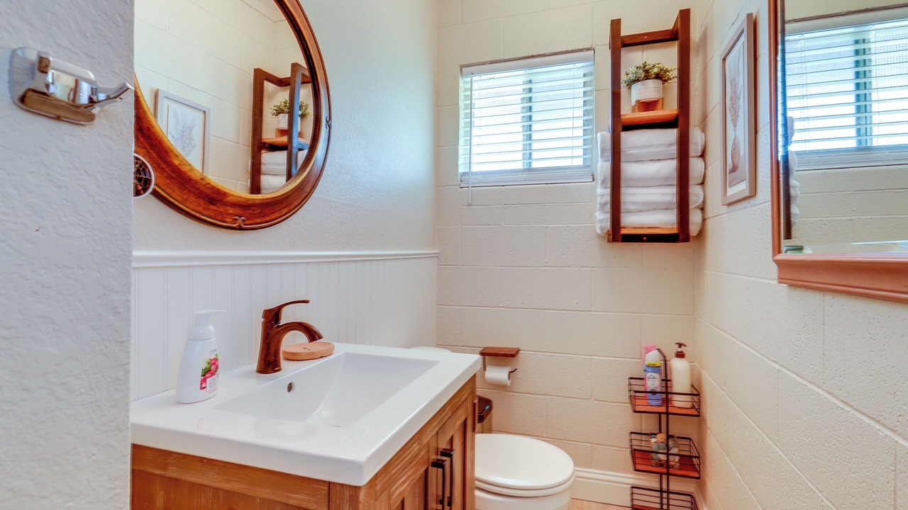 Photo of Bathroom in Wilbur Springs