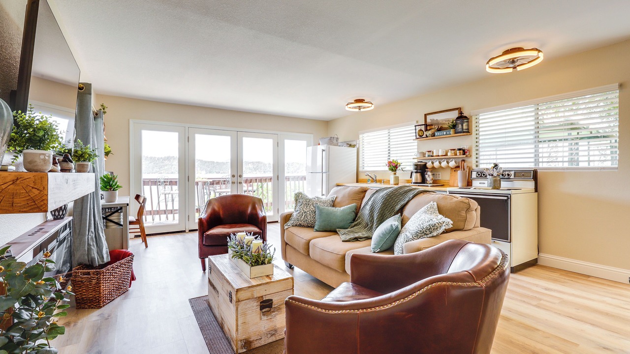 Photo of Bedroom in Wilbur Springs