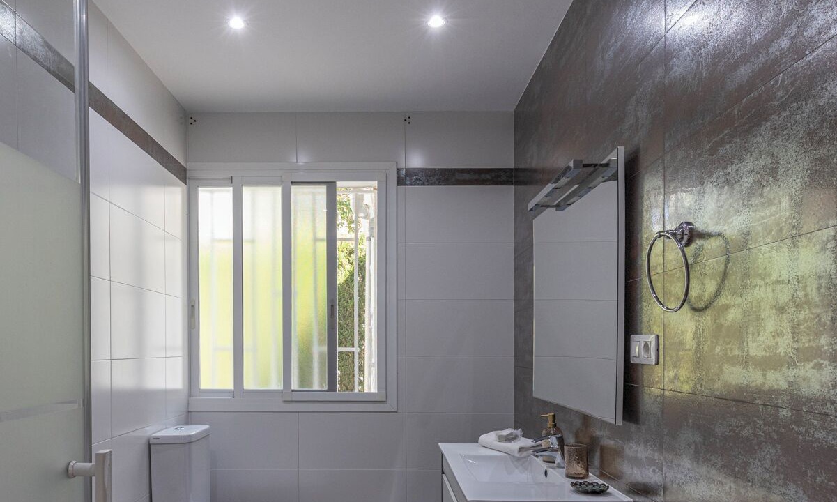 Photo of Bathroom in Benicassim