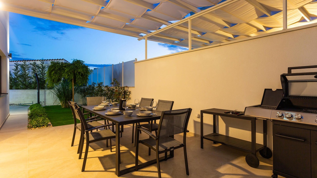 Photo of Outdoor in Linardici
