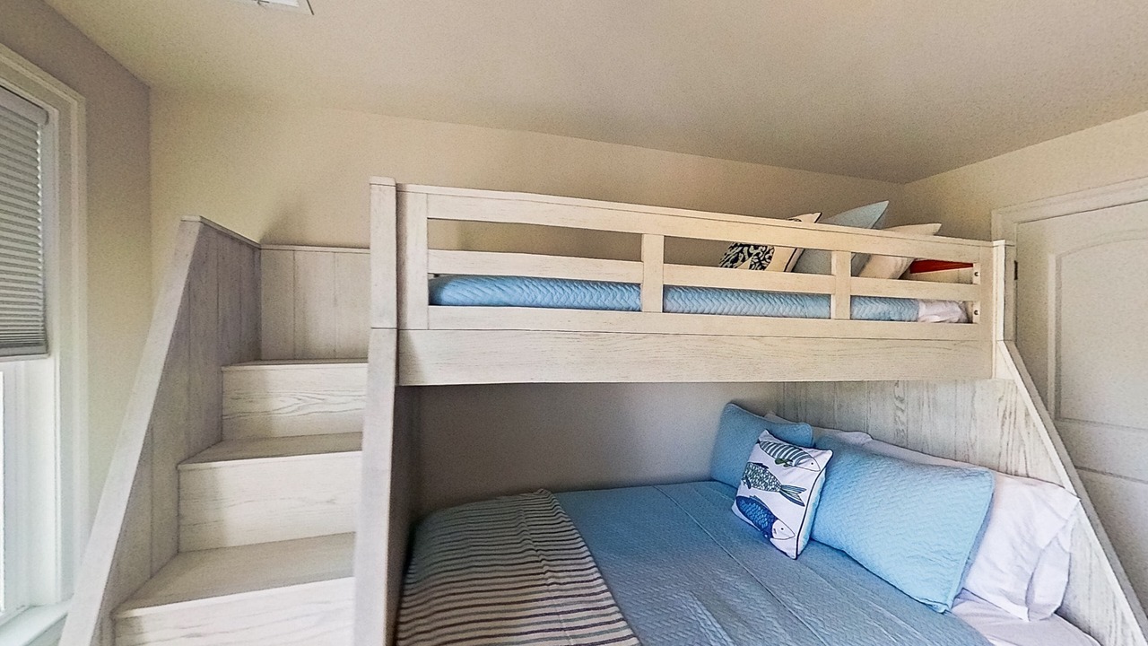 Photo of Bedroom in Sun Ridge