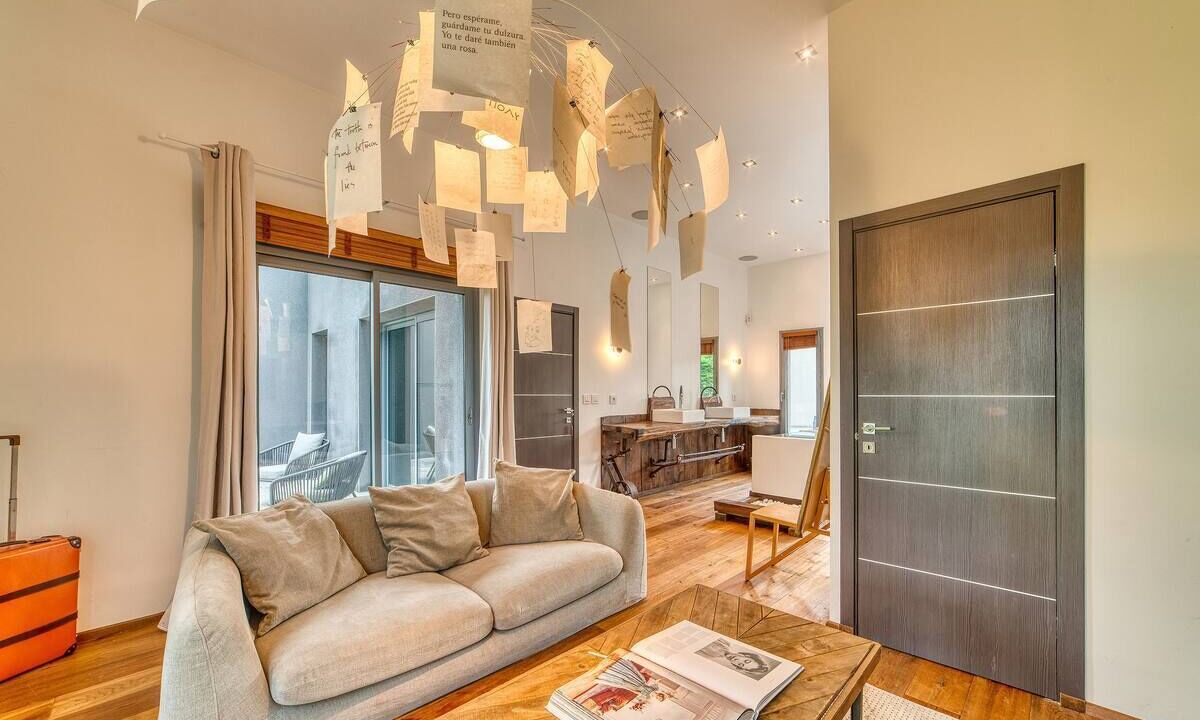 Photo of Livingroom in Montanay