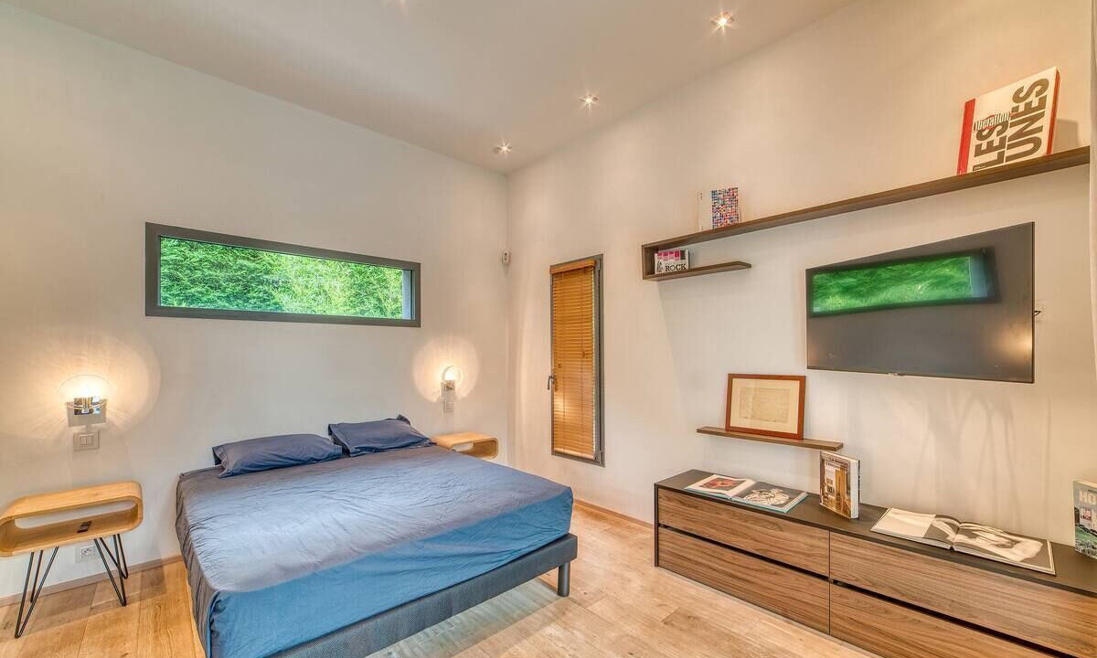 Photo of Bedroom in Montanay