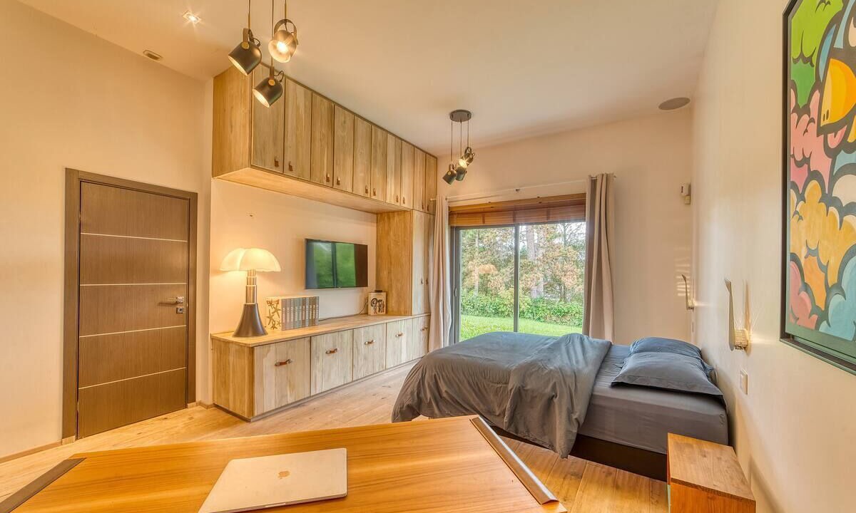 Photo of Bedroom in Montanay
