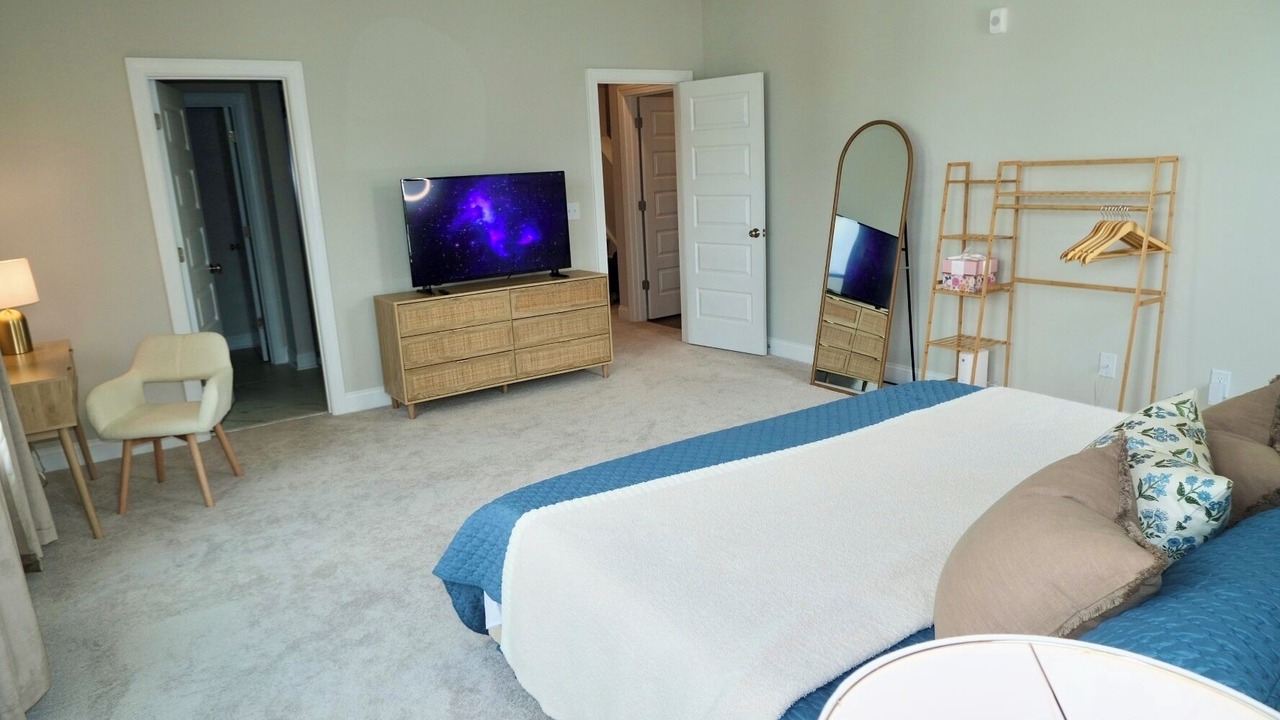 Photo of Bedroom in Downtown