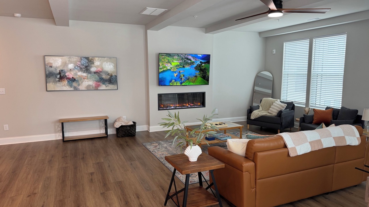 Photo of Livingroom in Downtown