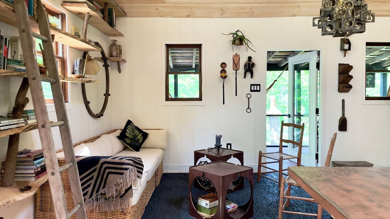 Photo of Livingroom in Wardensville