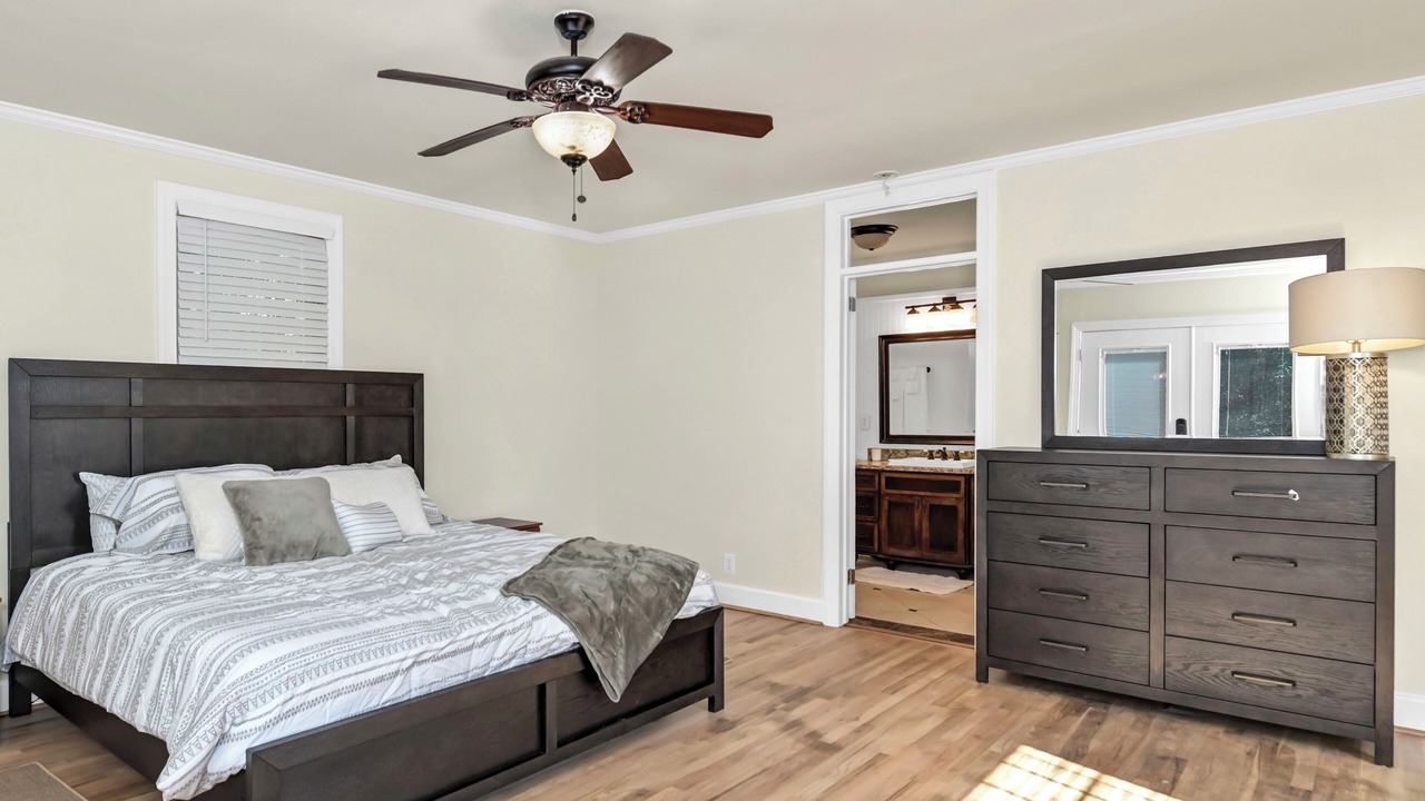 Photo of Bedroom in Columbia