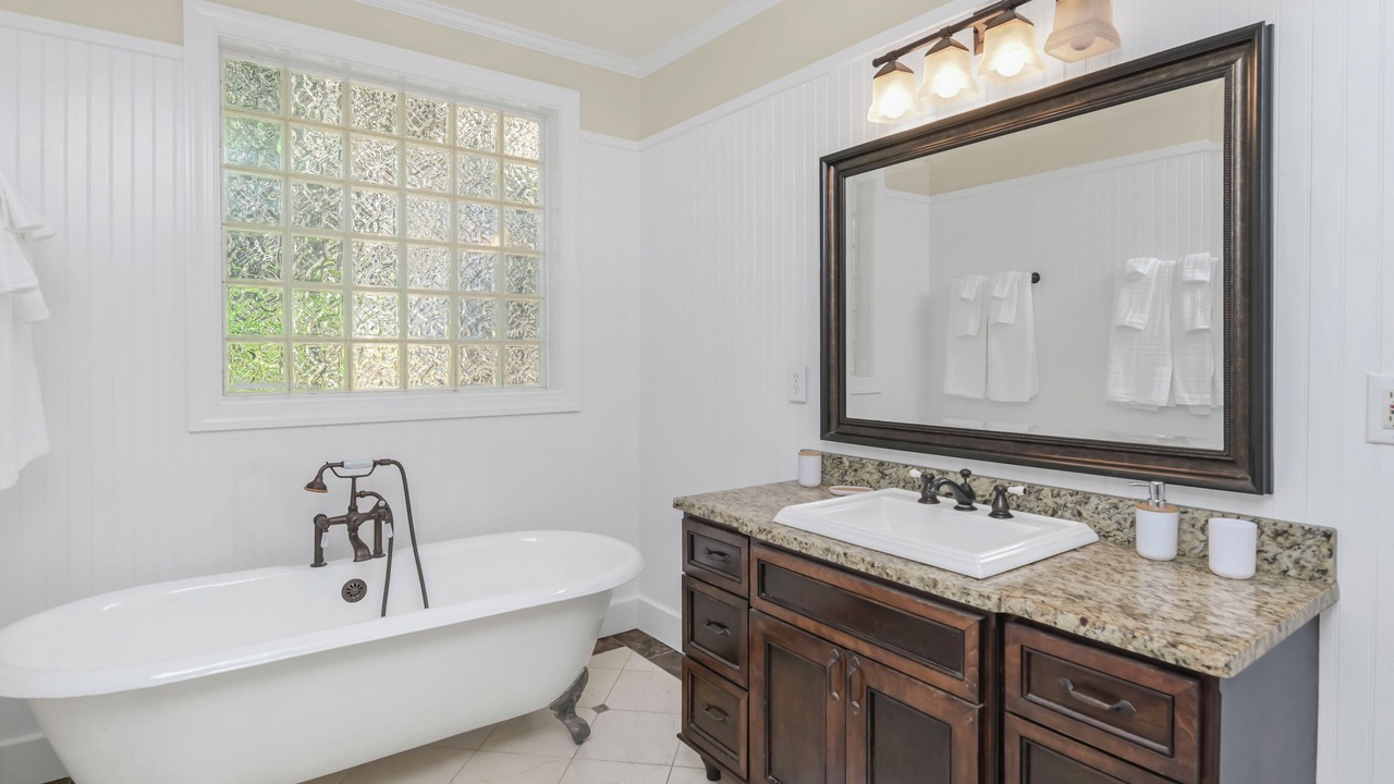 Photo of Bathroom in Columbia