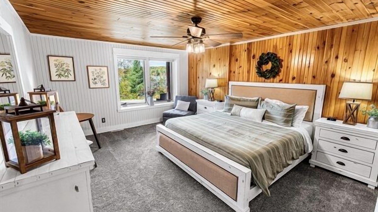 Photo of Bedroom in Stone Lake