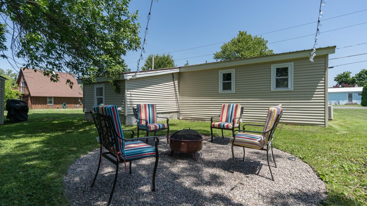 Photo of Patio Balcony in Town of Hounsfield