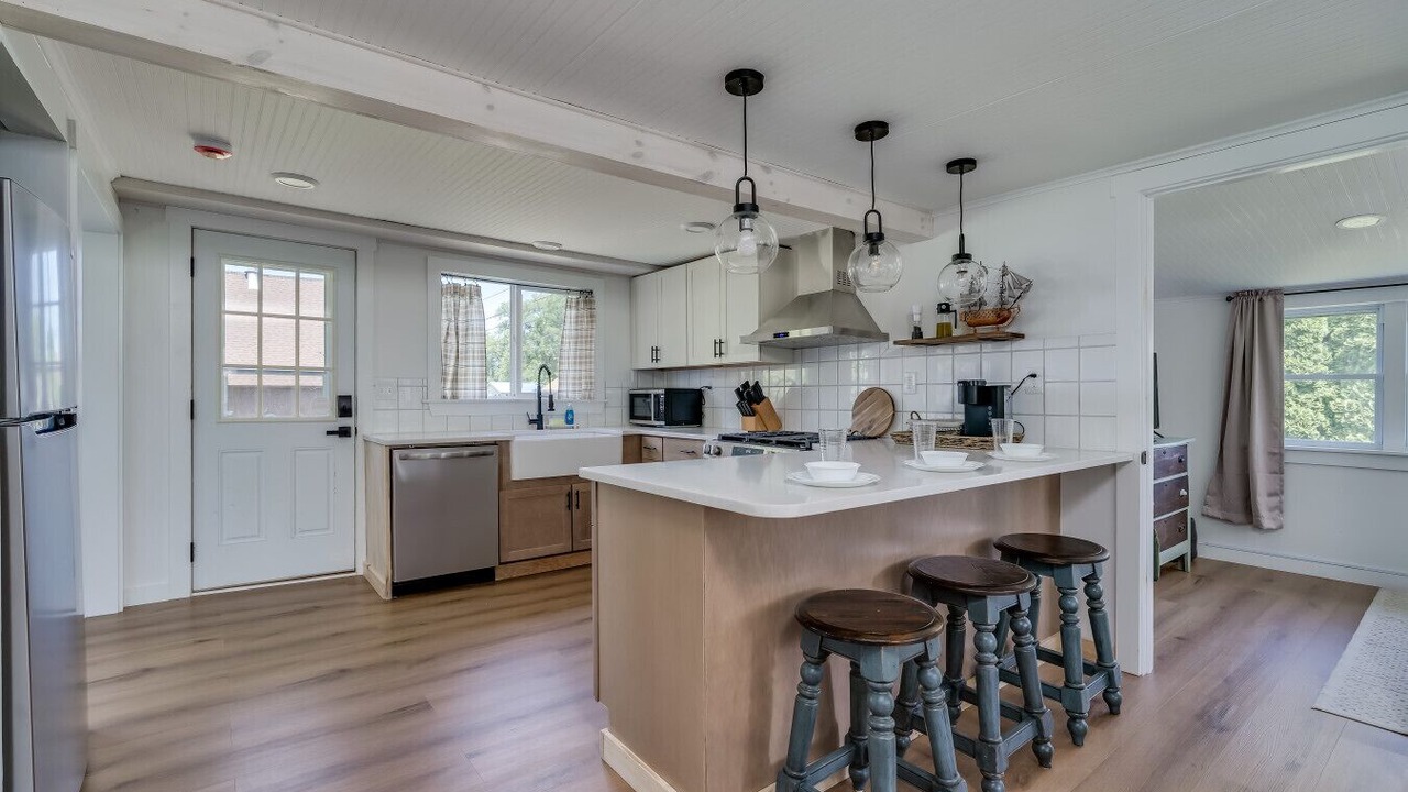 Photo of Kitchen in Town of Hounsfield