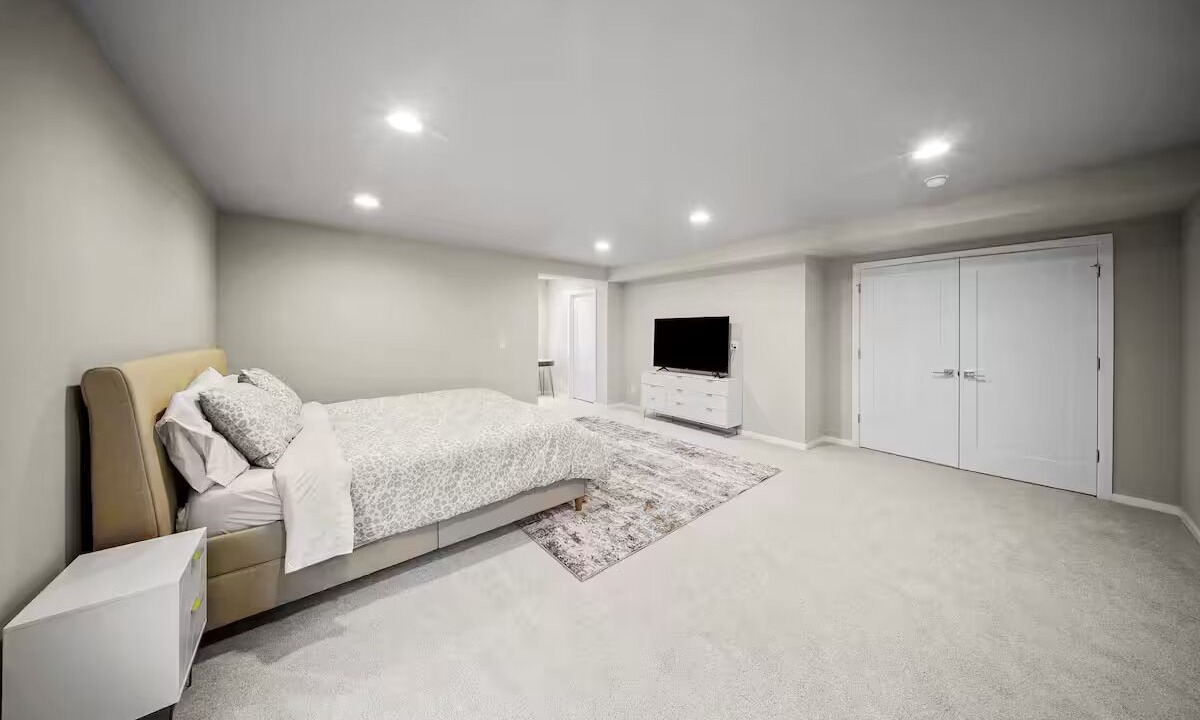 Photo of Bedroom in Port Orchard