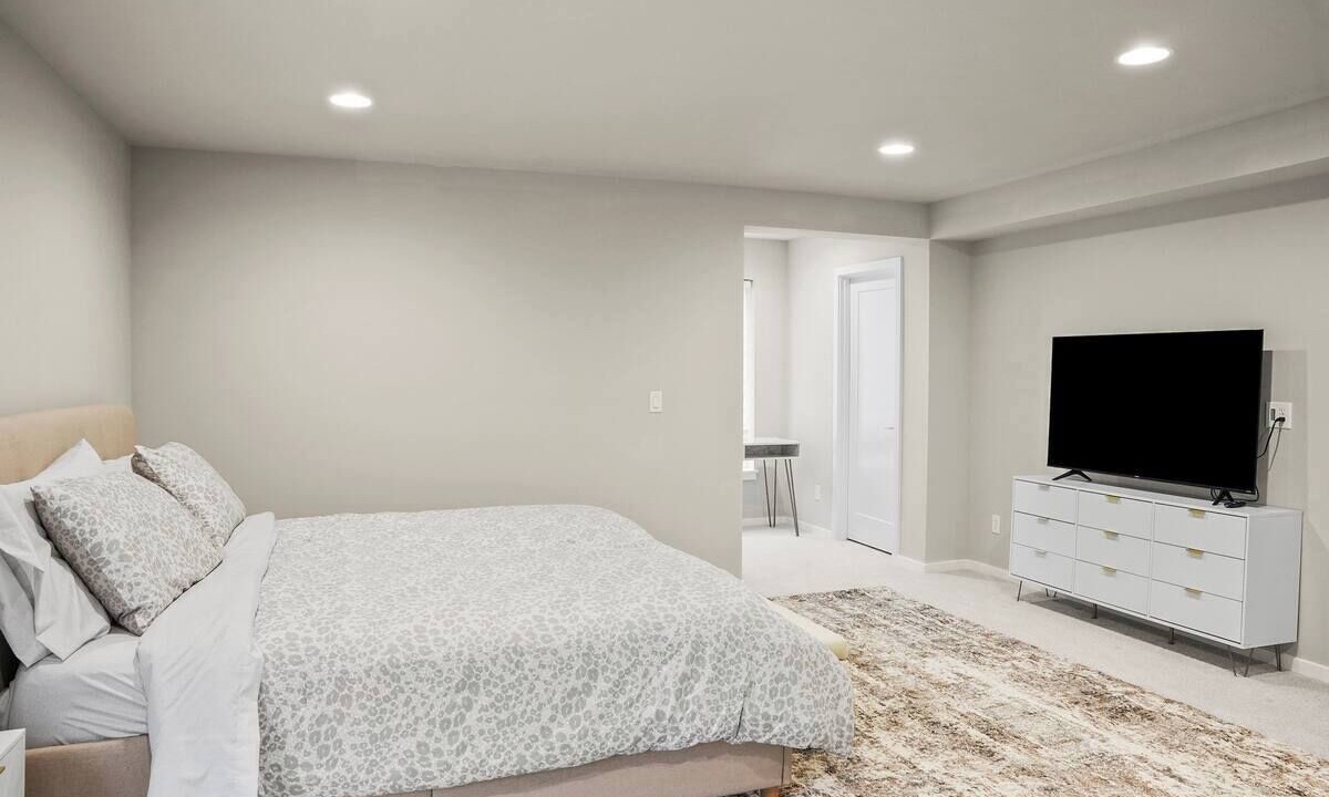 Photo of Bedroom in Port Orchard