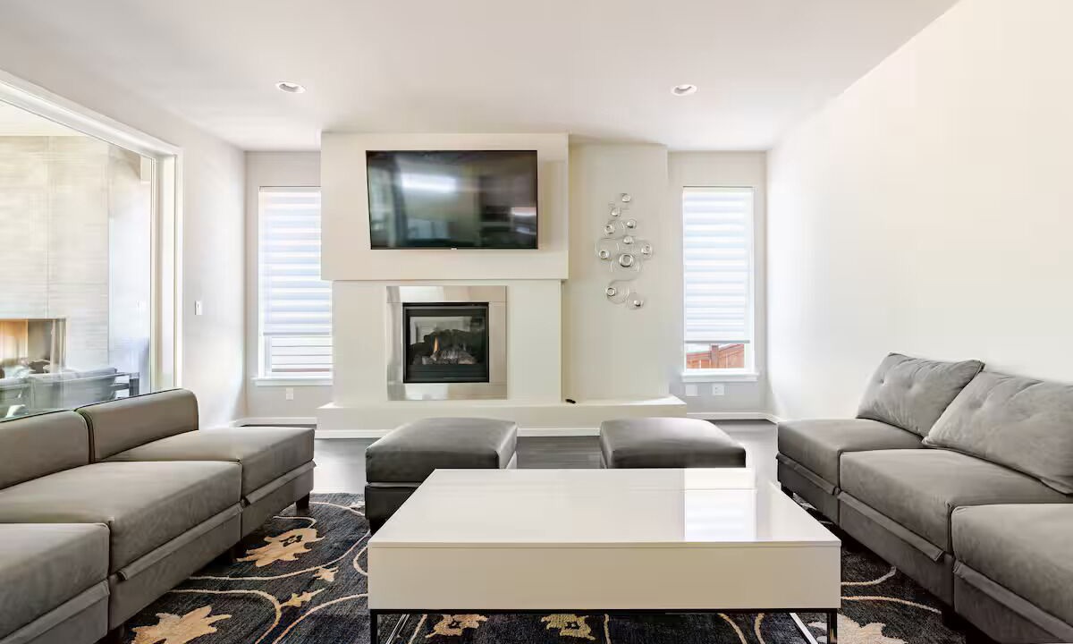 Photo of Livingroom in Port Orchard