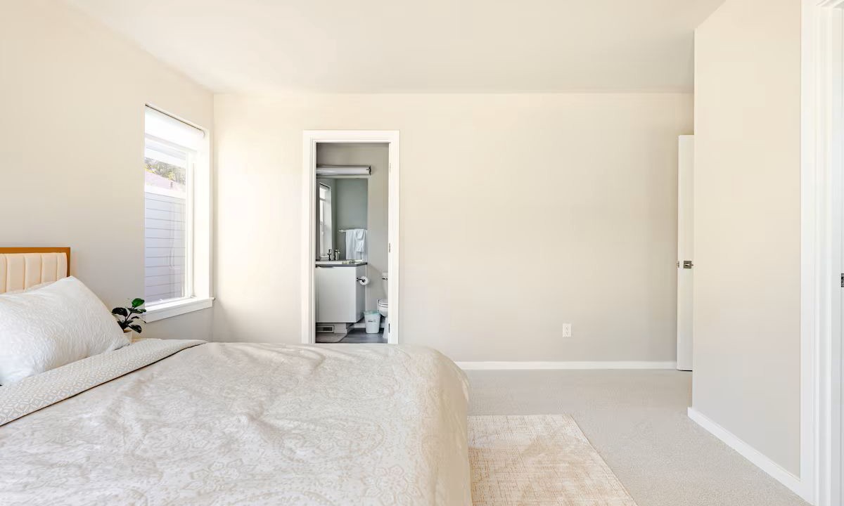 Photo of Bedroom in Port Orchard