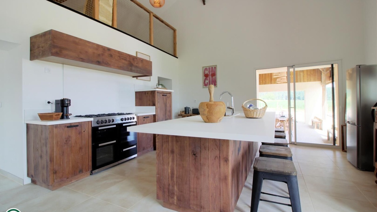 Photo of Kitchen in Lamothe-Landerron