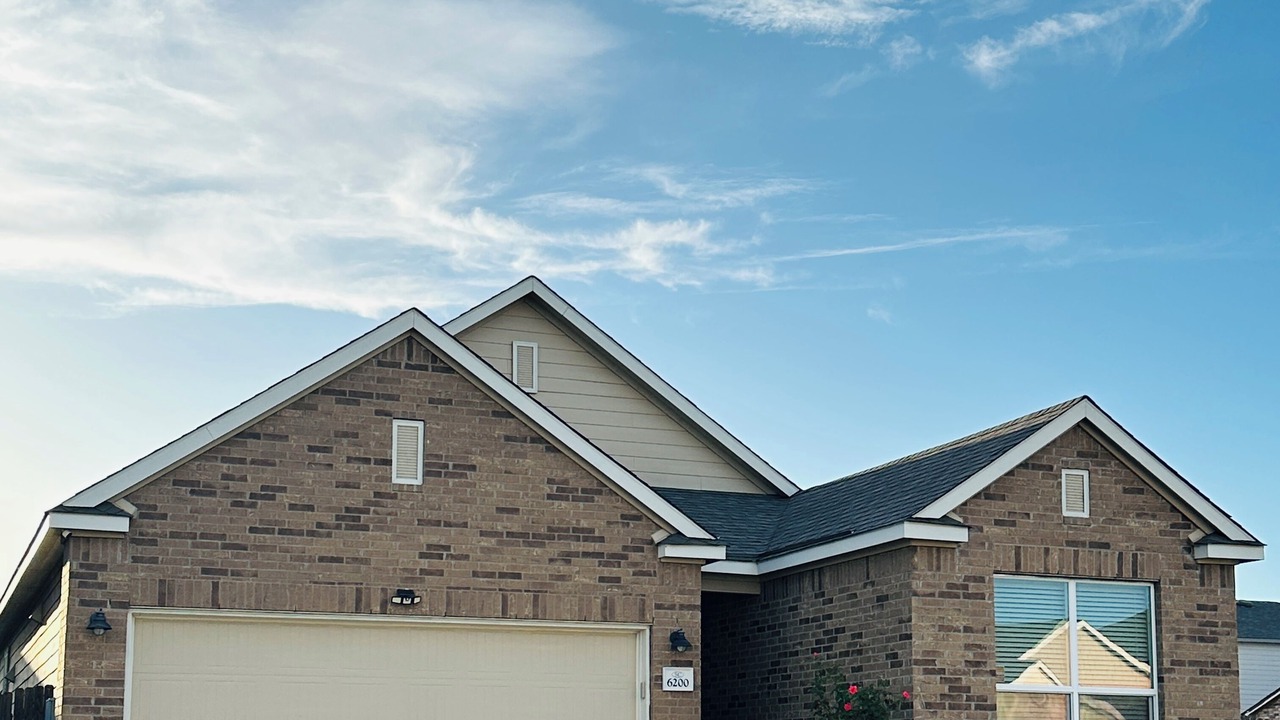 Photo of Outdoor in Del Valle