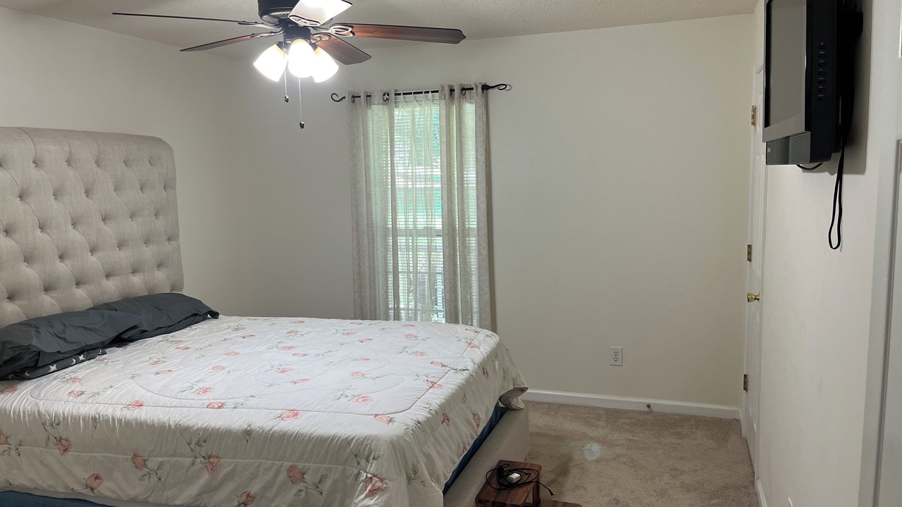 Photo of Bedroom in Newnan