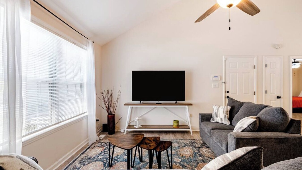 Photo of Livingroom in Fuquay-Varina