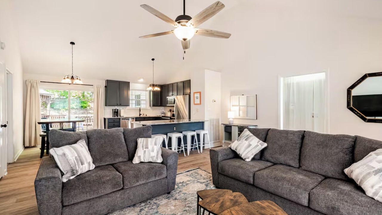 Photo of Livingroom in Fuquay-Varina