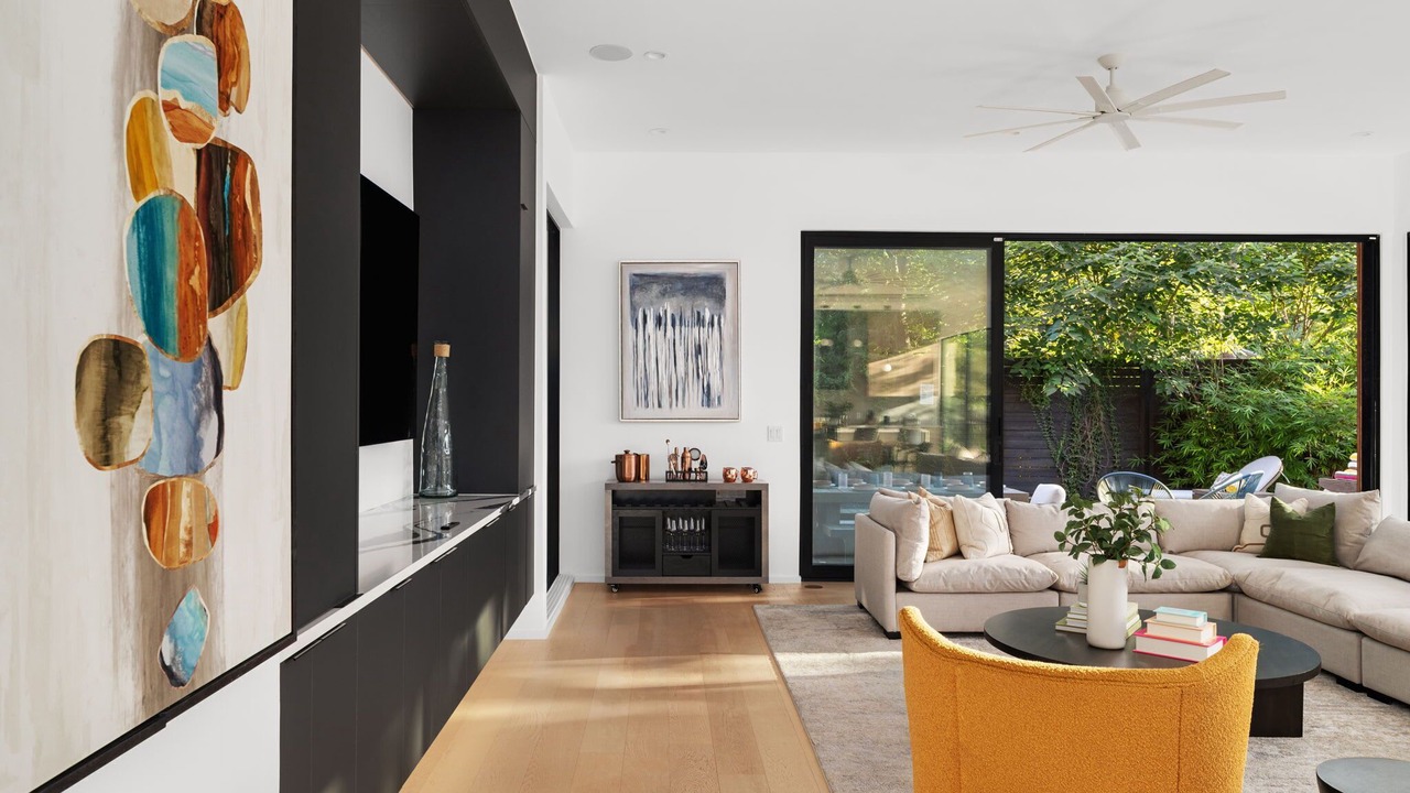Photo of Livingroom in Zilker