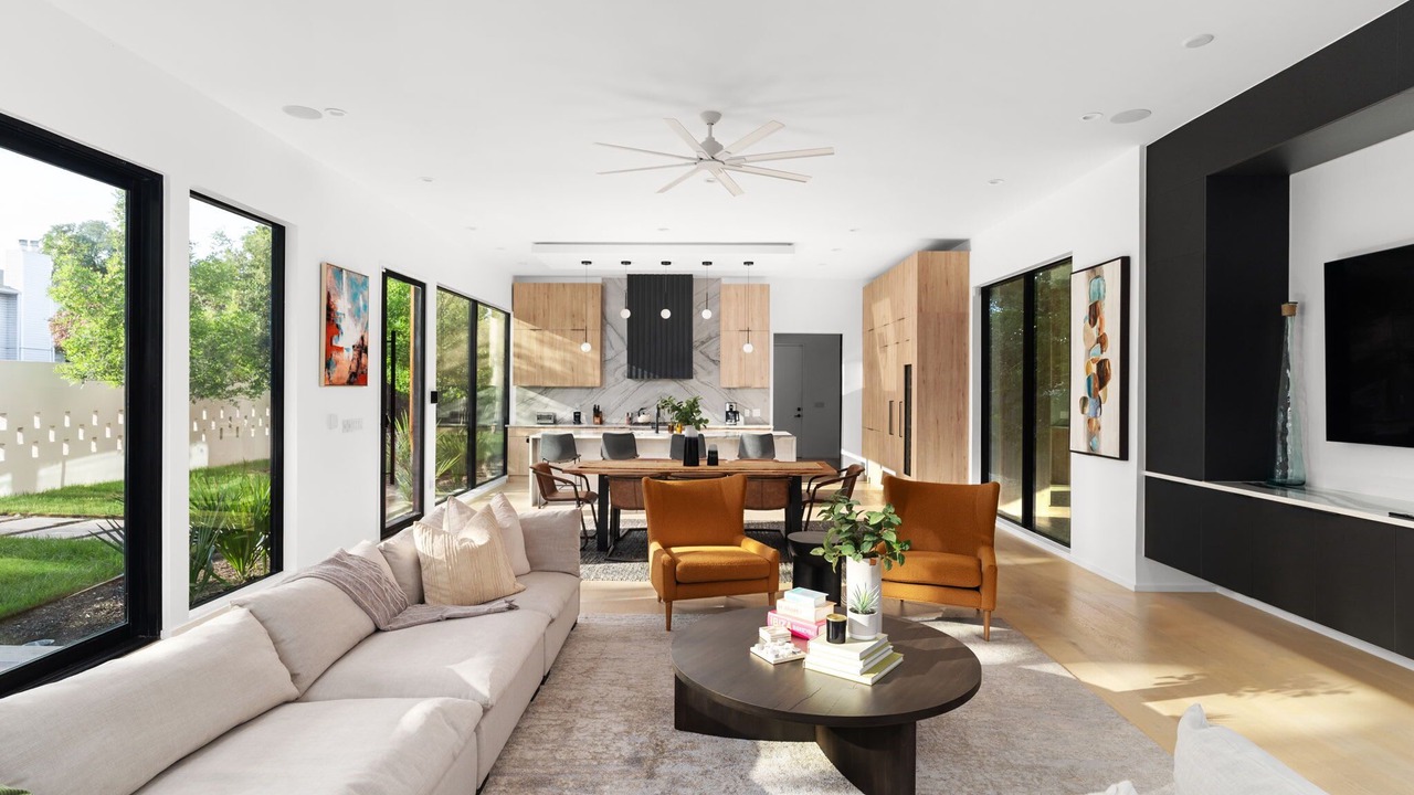 Photo of Livingroom in Zilker