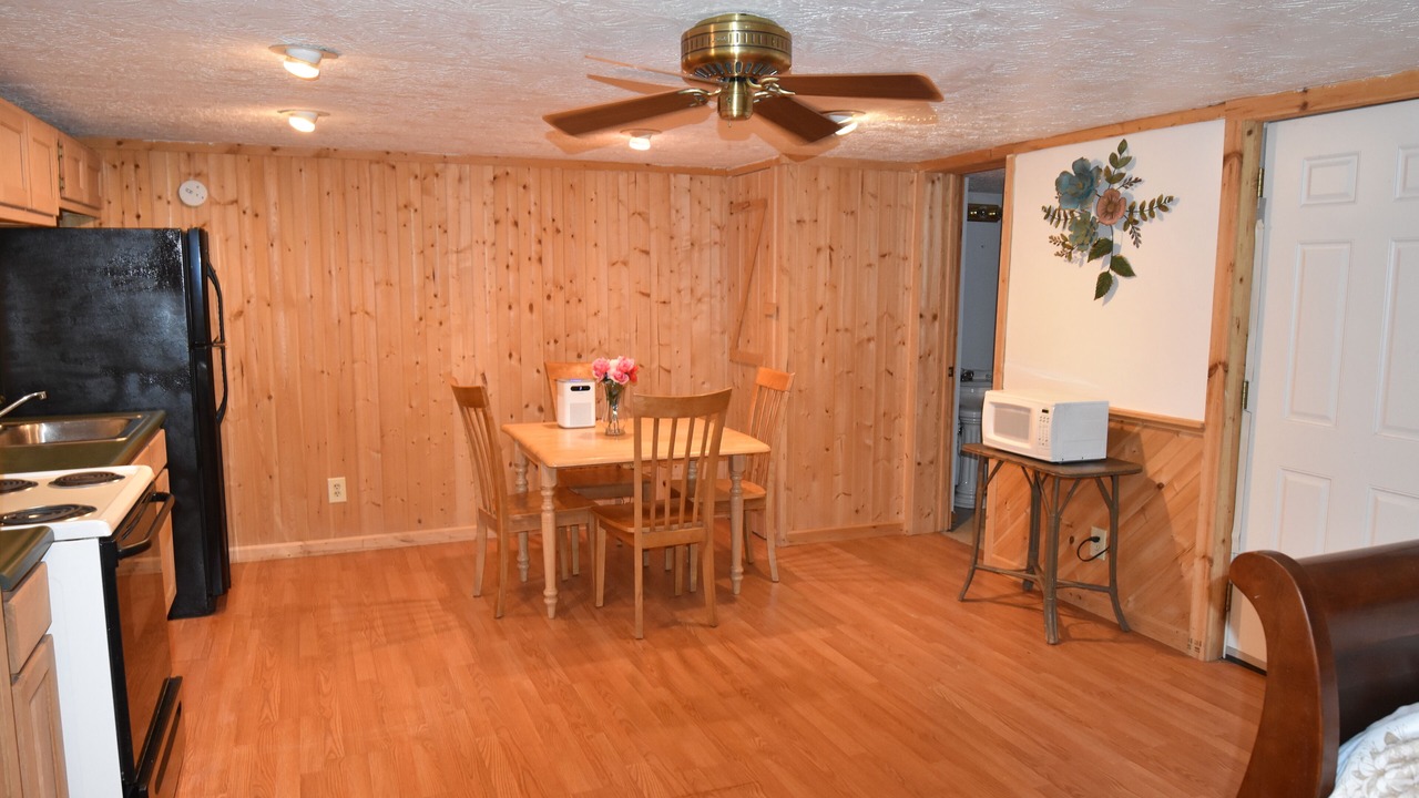 Photo of Others in Woodbine