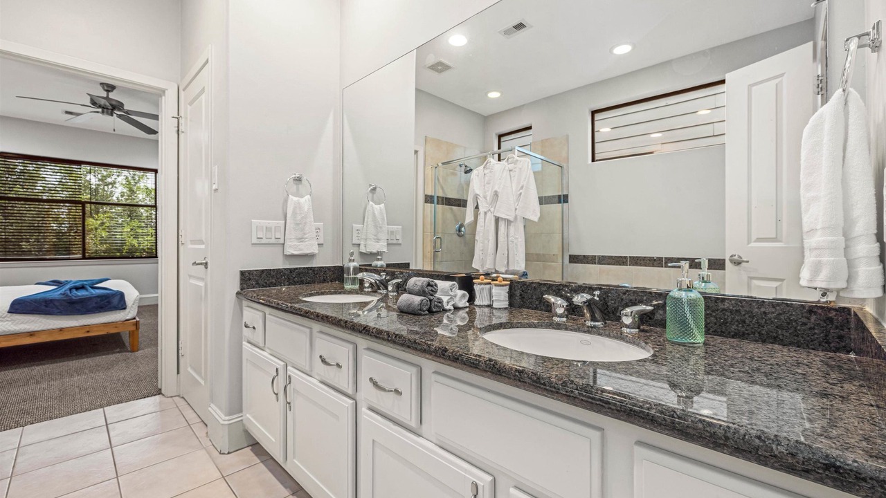 Photo of Bathroom in East Downtown Houston