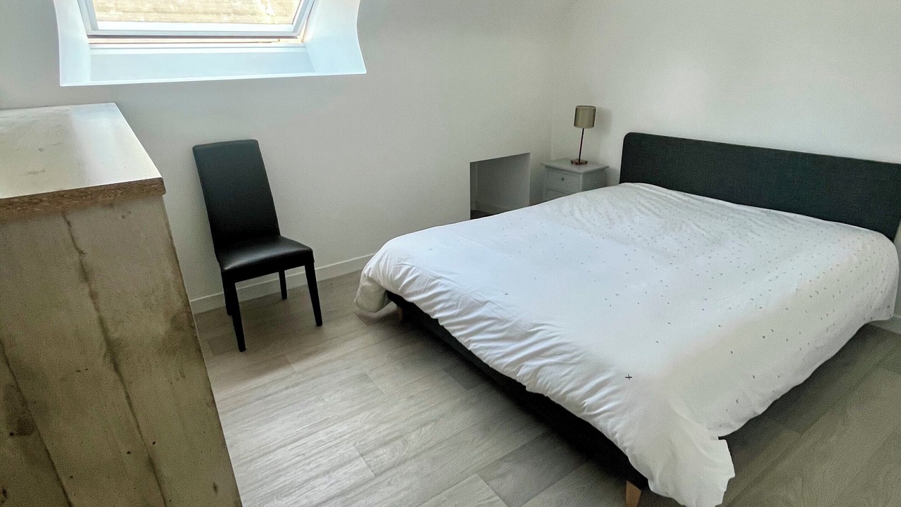 Photo of Bedroom in Baud
